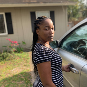 Meet your Posher, Valarie